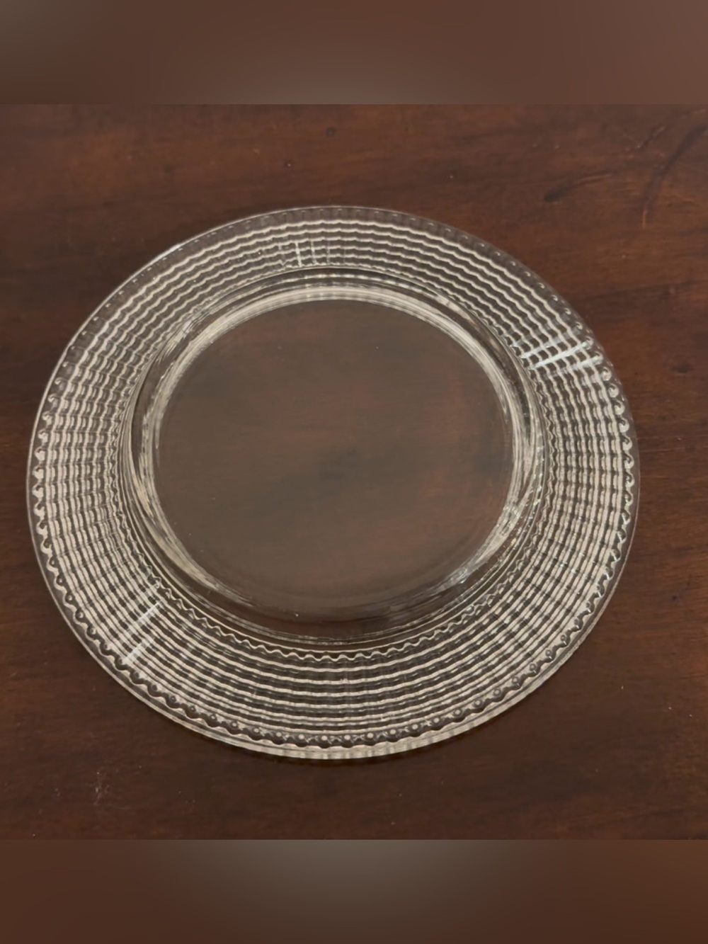 Clear dish w/vintage ribbed design, handpicked shells included.
